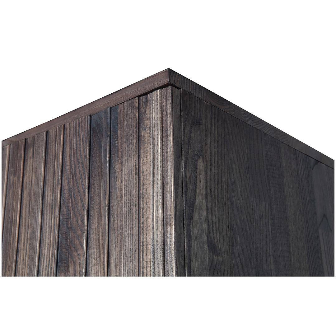 Aukšta komoda New Gravure, su stalčiumi, uosio mediena (tamsiai ruda)